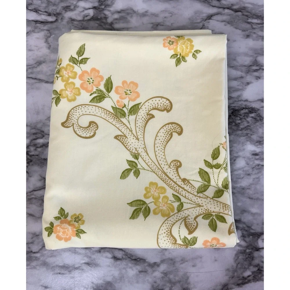 Vintage 70s Meadowbrook Flat Sheet Floral Yellow Sheet Full/Double Size